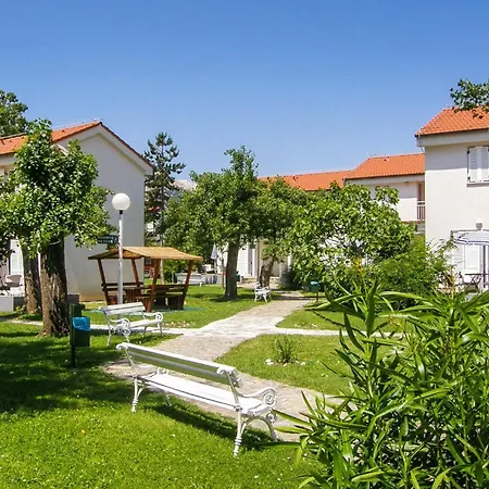 Apartment 1 Bedroom Beautiful In Baška